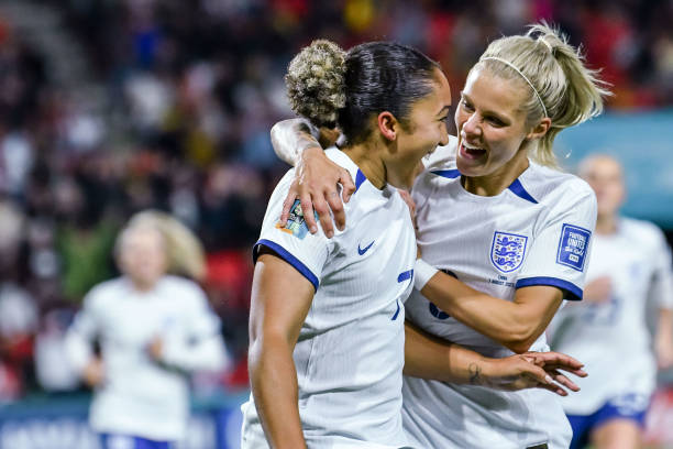 做出必要的 做出必要的